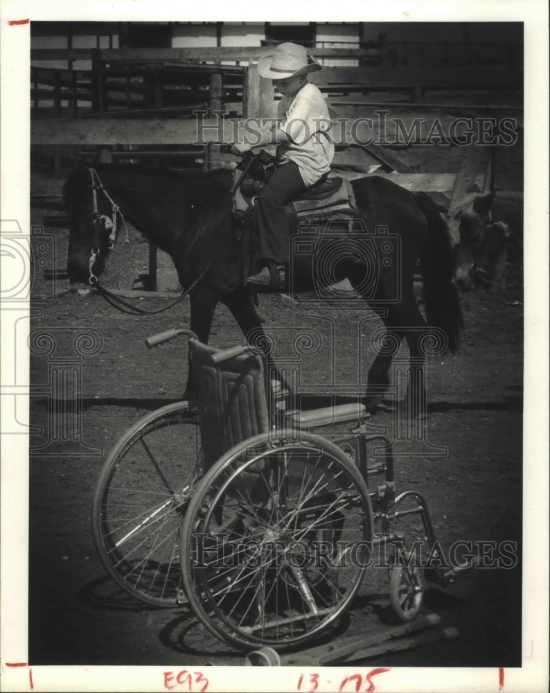 1980 Chris Varner Of The Easter Seal Society Riding a Horse. - Historic Images