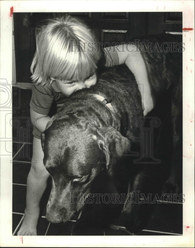 1982 Eric Sparks &amp; His Dog &quot;Arf&quot; of Houston. - Historic Images