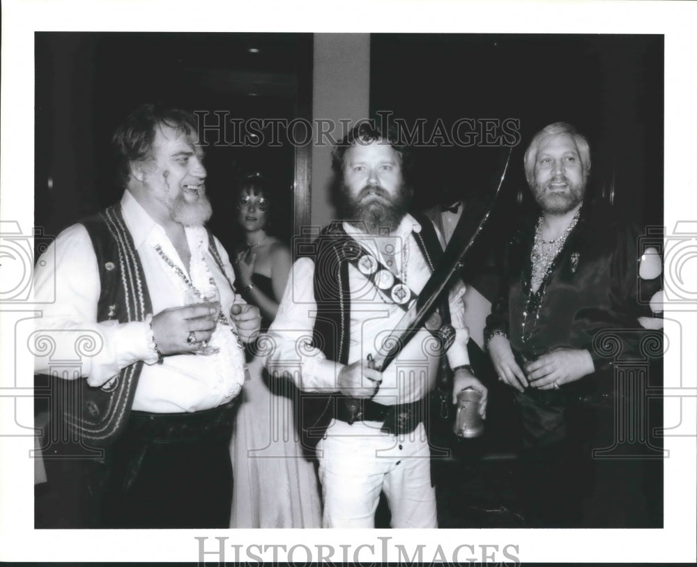 1987 Press Photo Seattle Seafair Pirates, Mardi Gras, Galveston - hca18984 - Historic Images