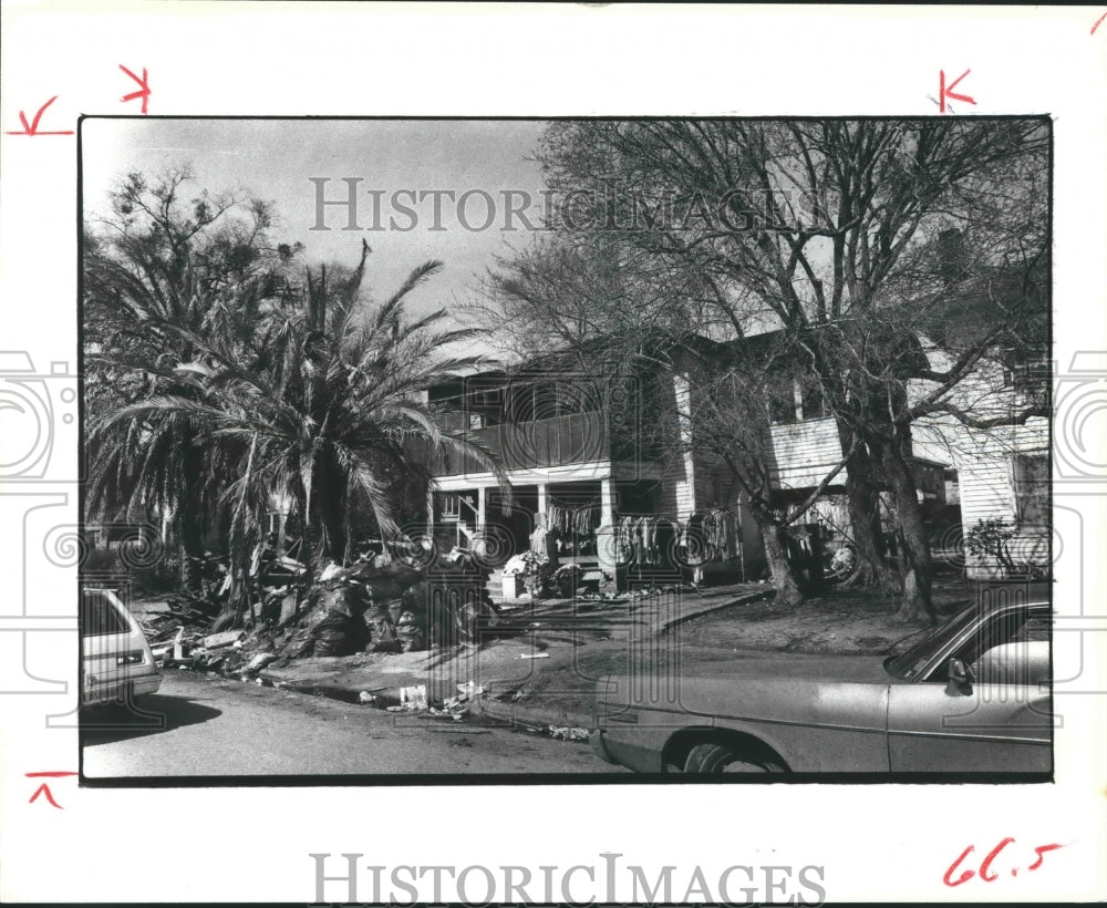 1979 Garbage Piled At Mini-Dumping Ground In The City of Houston - Historic Images