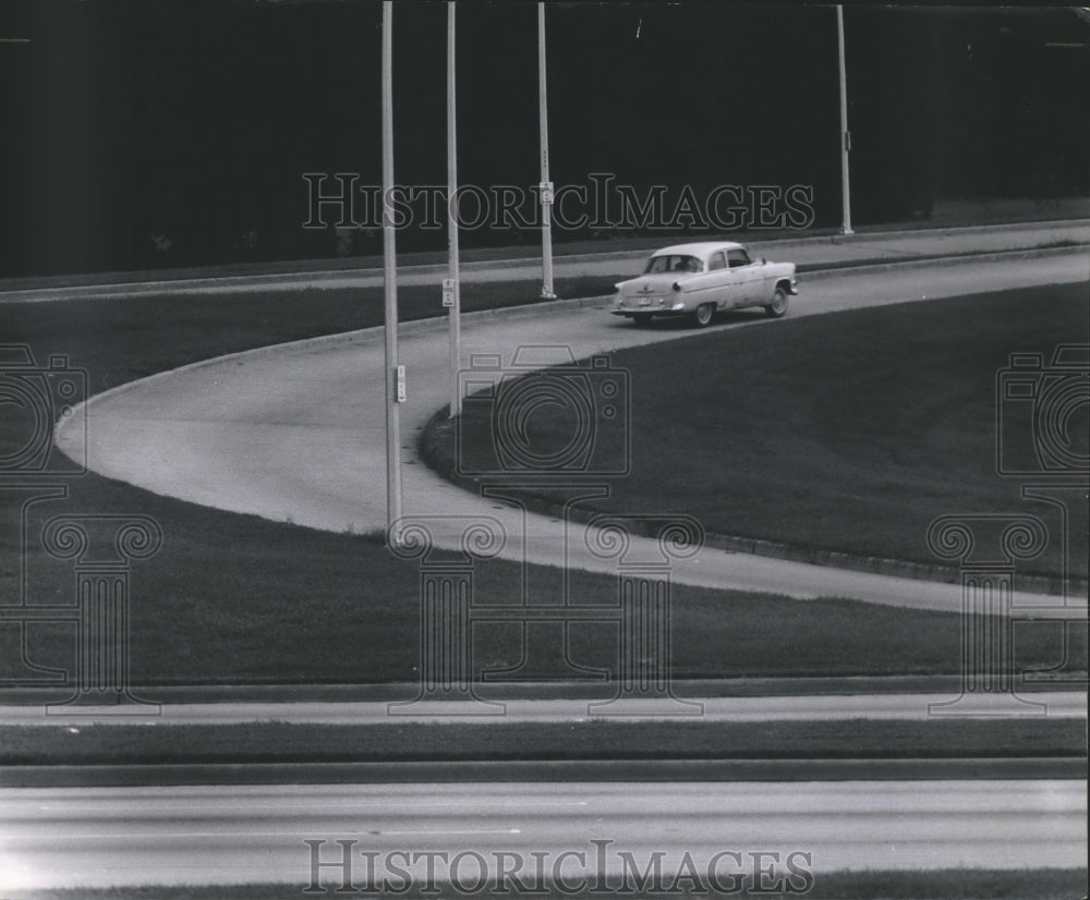 1961 Press Photo Car Entering The Freeway. - hca19135 - Historic Images