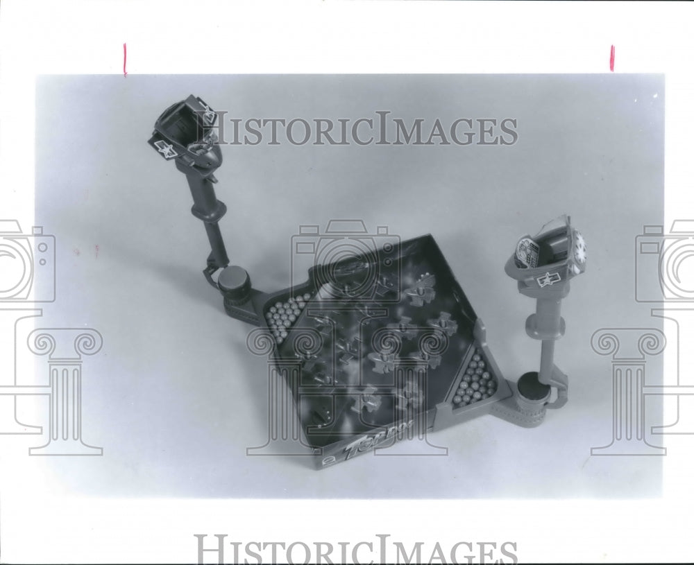 1992 Top dog game from Mattel - Historic Images