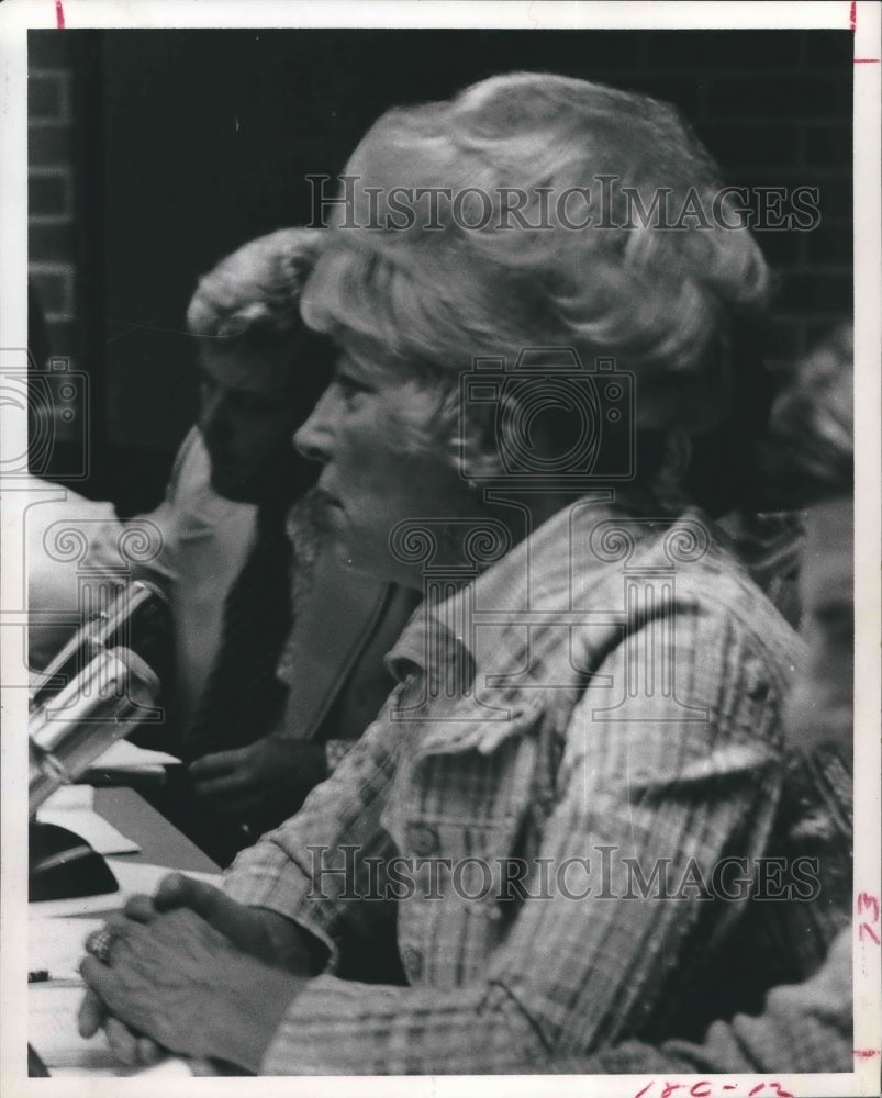 1963 Press Photo Mrs. Jane Schaper of Galveston School Board, Texas - hca19698 - Historic Images