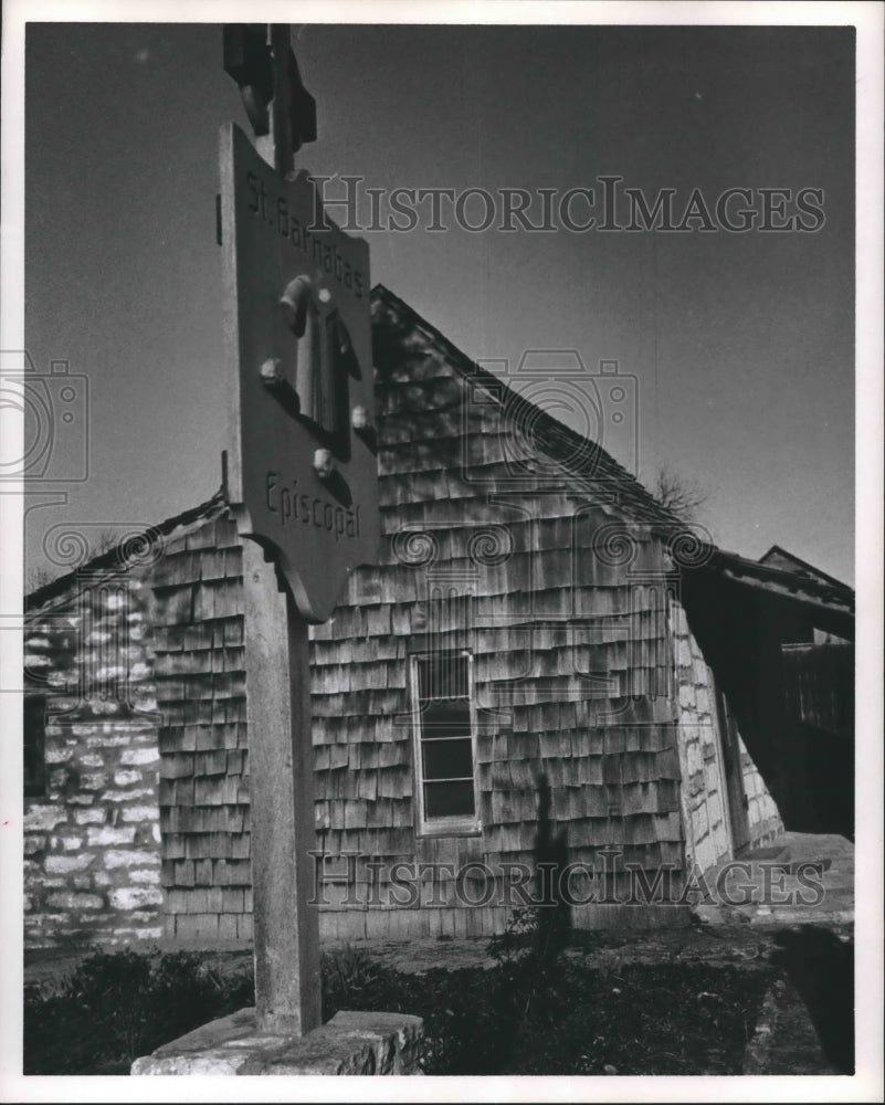 1964 Press Photo St. Barnabas Episcopal Church, Fredericksburg, Texas - Historic Images