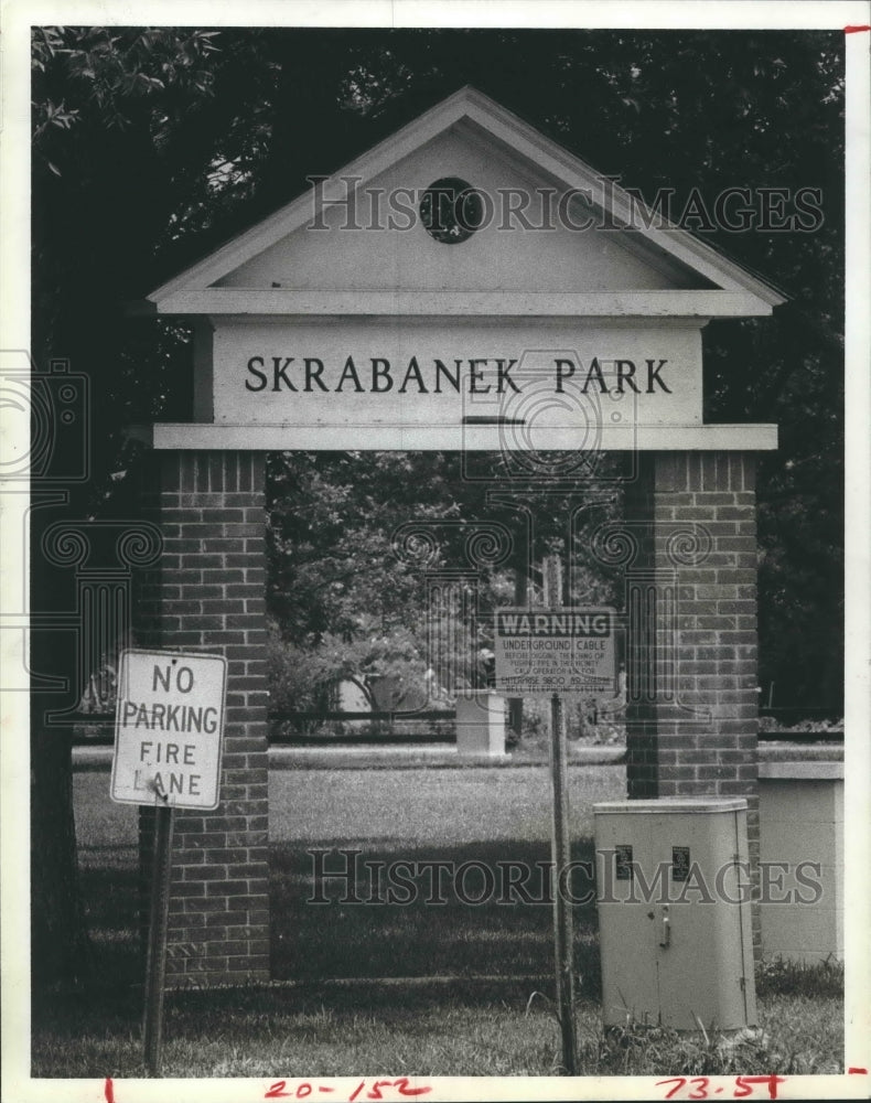 1983 Press Photo Entrance to Skrabanek City Park, Danbury, Texas - hca20503 - Historic Images