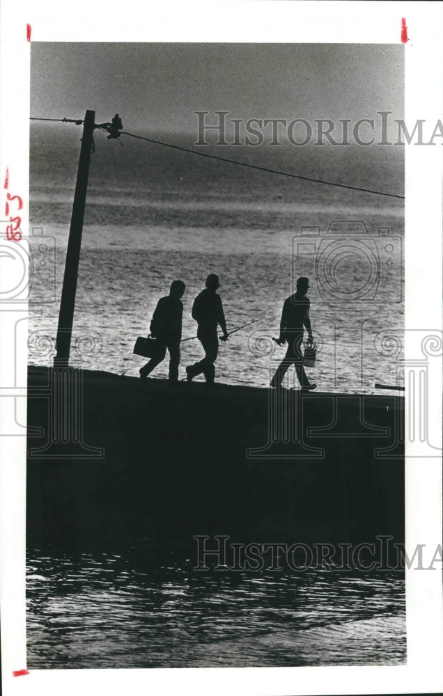 1984 Brett Jacks, Ed White &amp; Joe Cleboski Fishing in Galveston Texas - Historic Images