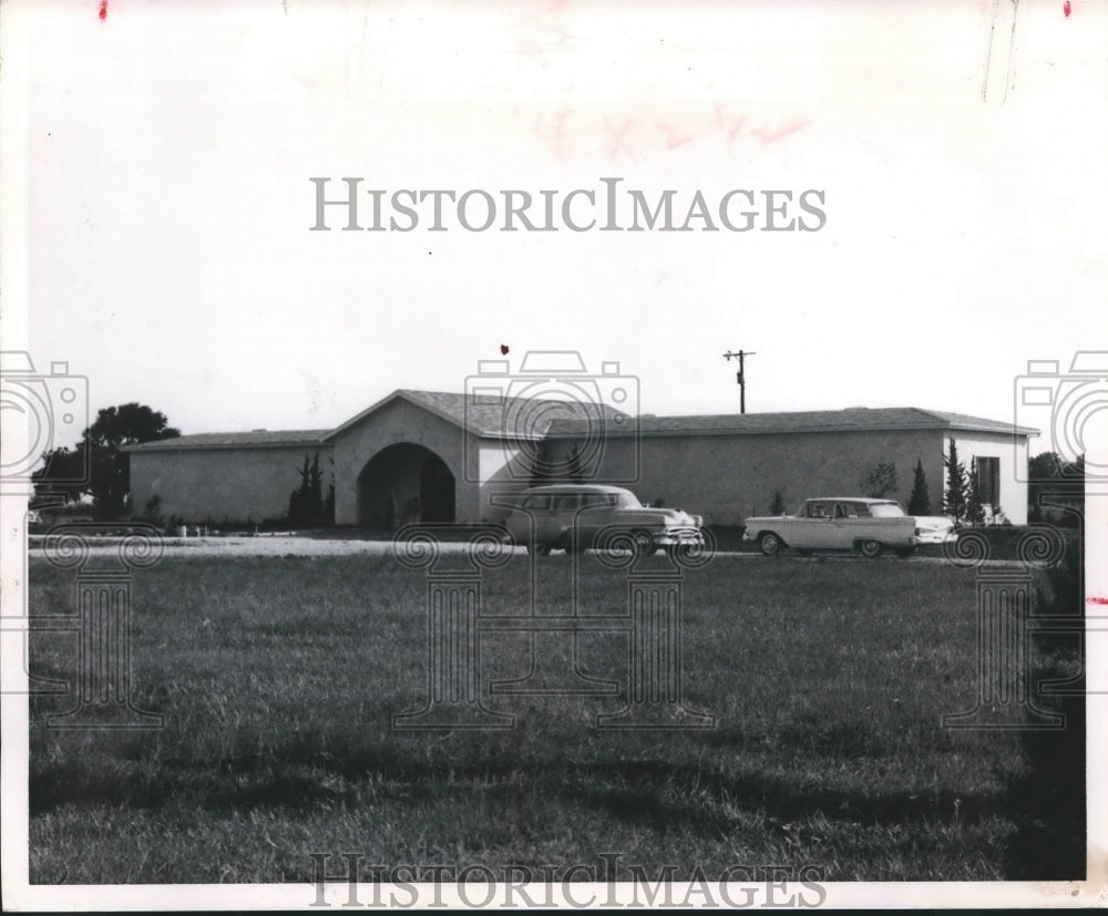 1960 Press Photo Mount Olivet Mausoleum, Dickinson, Texas - hca20901 - Historic Images