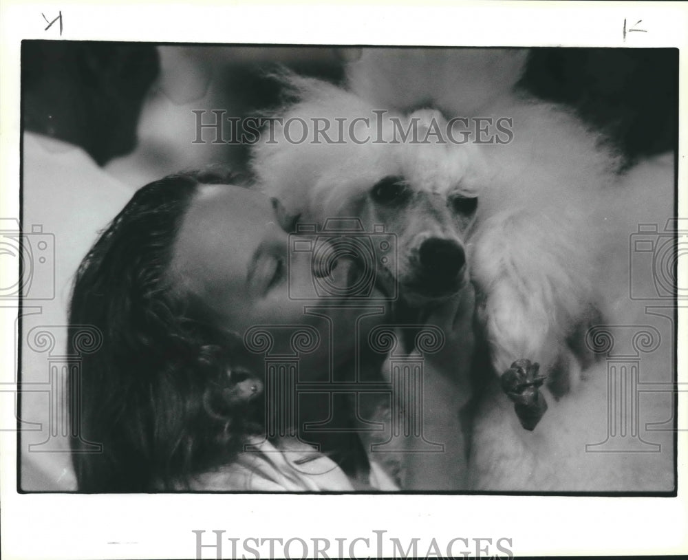 1985 Press Photo Stand Poodle Lilly and Owner Fawn Lupardus, Houston Dog Show - Historic Images