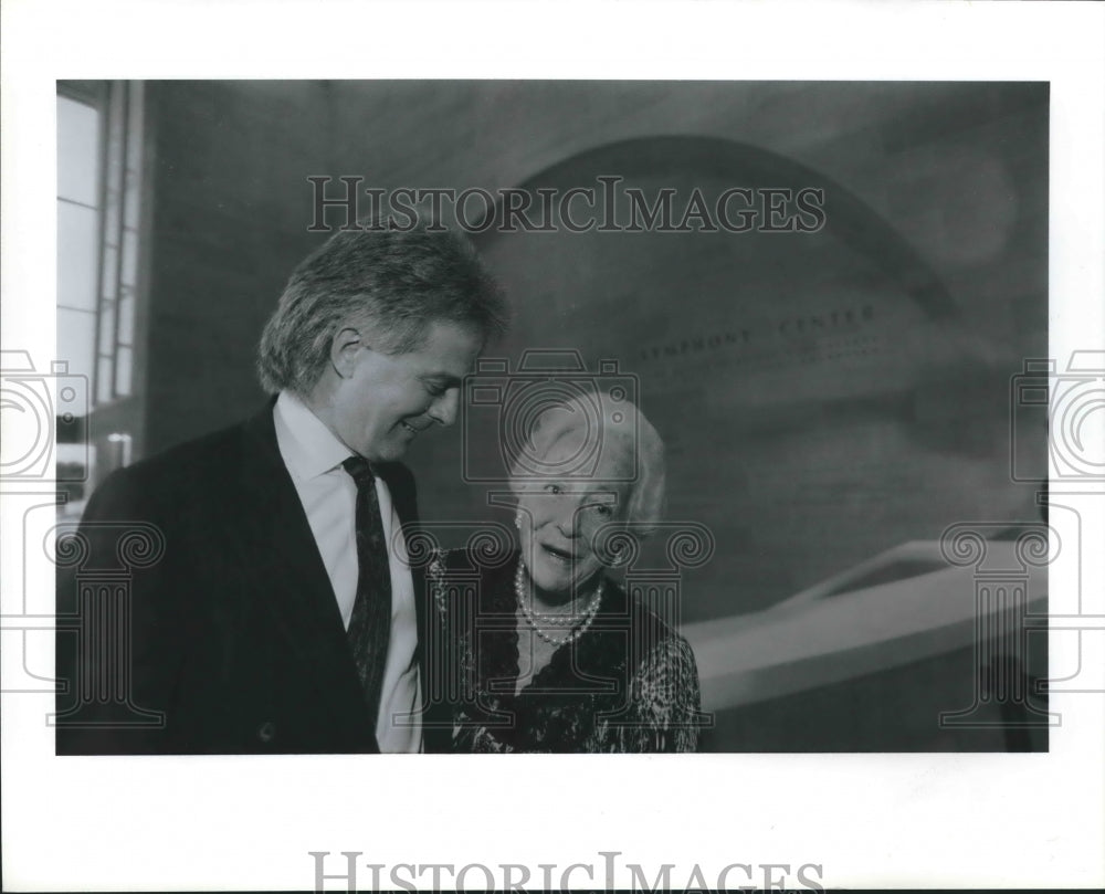 1989 Press Photo Craig Holcomb and Margaret McDermott at Dallas Symphony- Historic Images