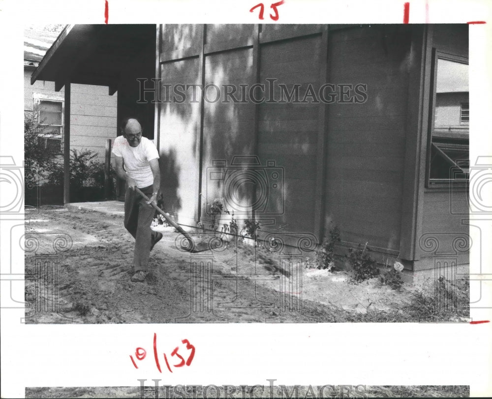 1981 Brock Brentlinger, head of Habitat for Humanity in Beaumont, TX - Historic Images