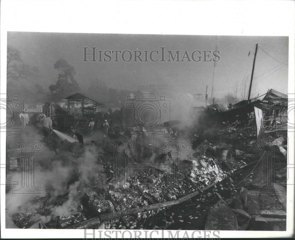 1975 Remains of warehouse after gas truck explosion - Cleveland, TX - Historic Images