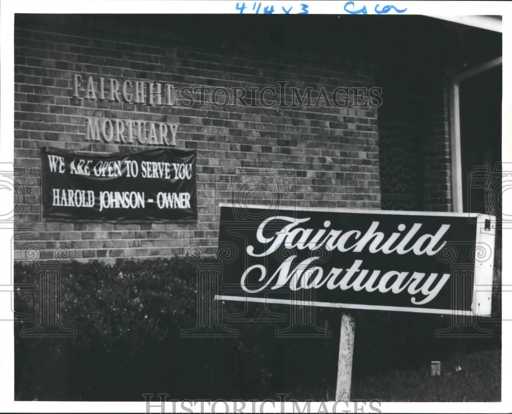 1991 Fairchild Mortuary on Southmore in Houston - Historic Images
