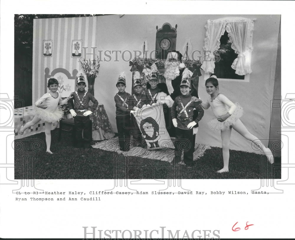 1984 Gladney adoptees perform play for Houston Adoption Week - Historic Images