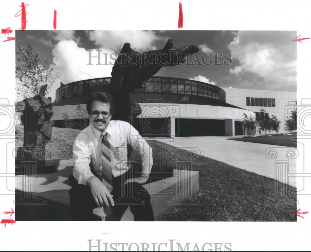 1986 Del Douglas, at Melcher Hall, University of Houston - Historic Images