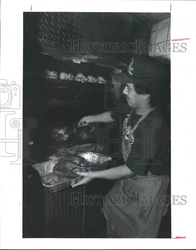 1992 Goode Co. Barbeque Employee Jesus Altamirano - Houston - Historic Images