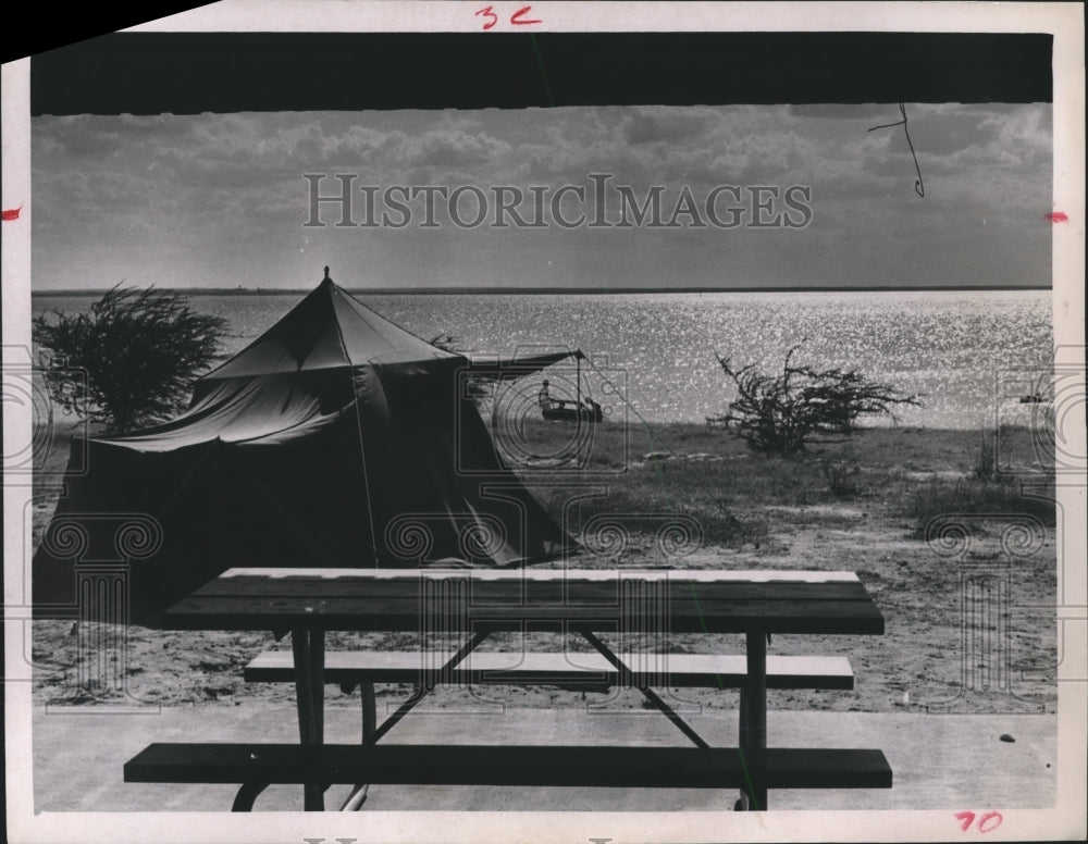 1975 Picnic shelter and tent - Falcon Lake State Park, Texas - Historic Images