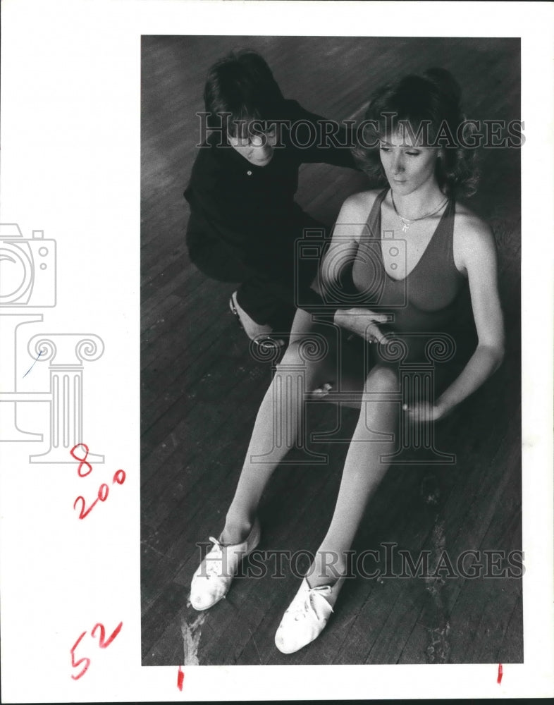 1983 Proper Posture for Situps is Demonstrated by Julie and Spotter - Historic Images