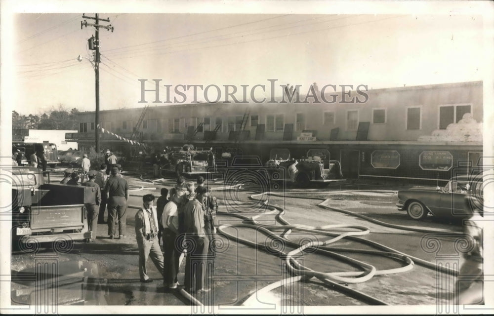 1957 Press Photo Alcohol caused fire at medical supply house - Houston - Historic Images