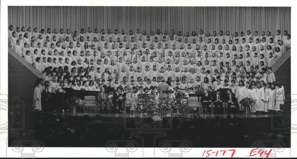 1983 First Baptist Church choirs - Houston - Historic Images