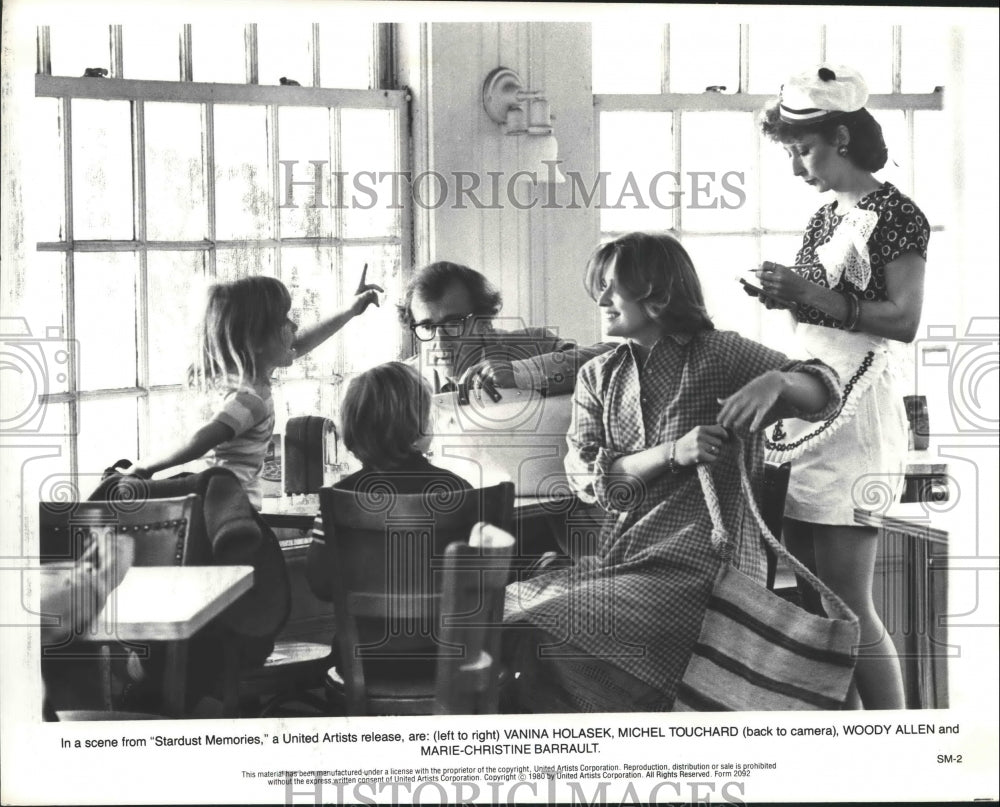 1980 Press Photo Scene from "Stardust Memories" with Woody Allen - hca25062 - Historic Images