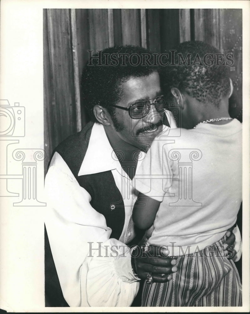 1971 Press Photo Sammie Davis Smith Jr., Meets Sammy Davis Jr., Houston, Texas-Historic Images