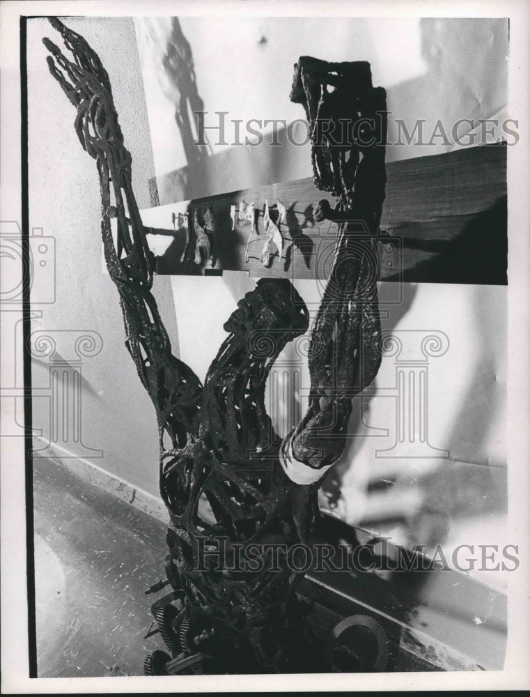 1960 Press Photo Art - Sculpture. - hca25188 - Historic Images