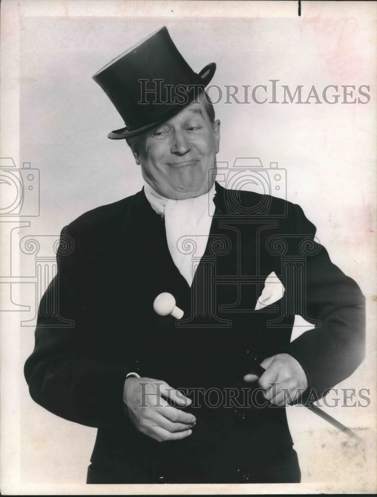 1965 Press Photo Maurice Chevalier in "Bell Telephone Hour" - hca25440 - Historic Images