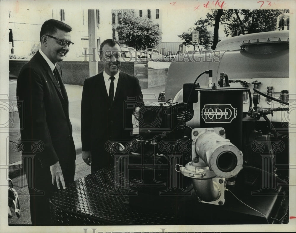 1965 Press Photo Harris County Mosquito Control District&#39;s fog machine in TX - Historic Images