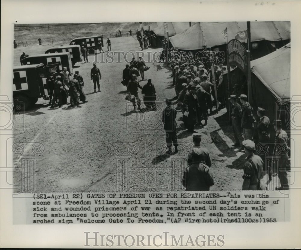 1953 Press Photo Korean Prisoners of War Exchange - Freedom Village - hca26285 - Historic Images