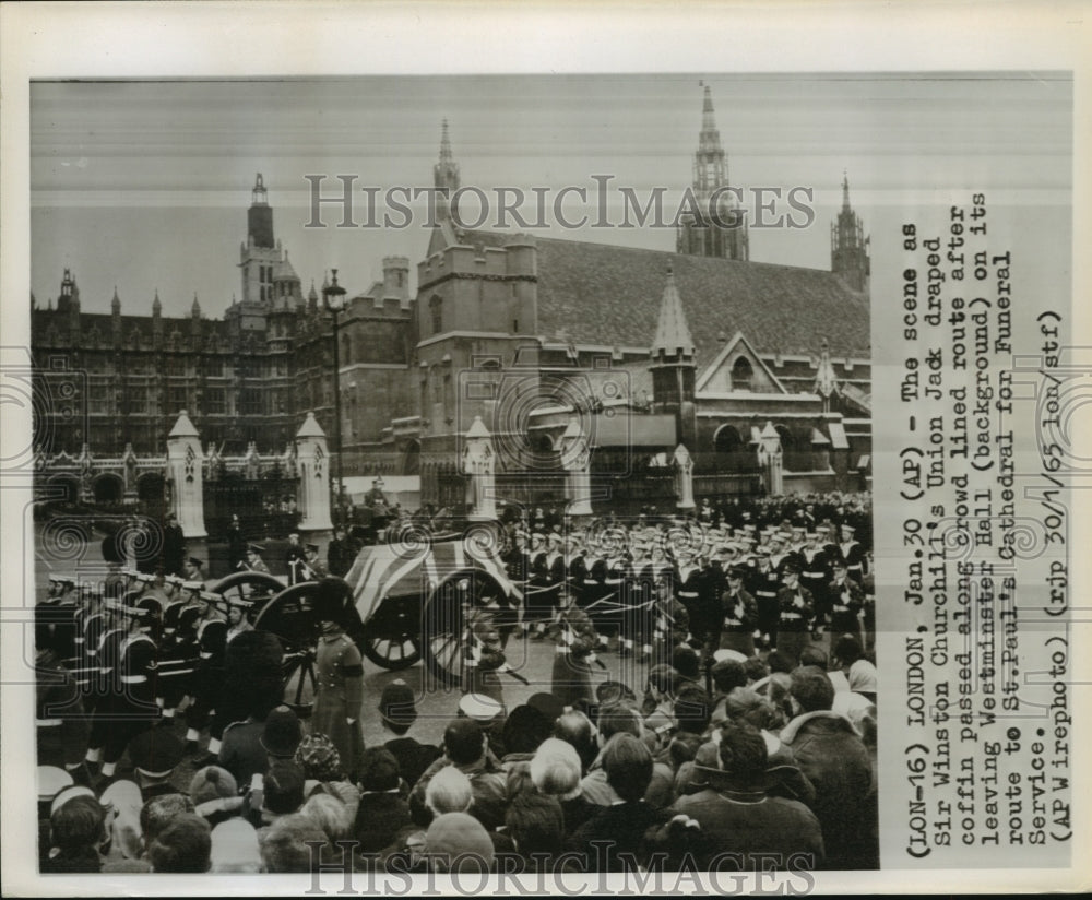 1965 Press Photo Winston Churchill coffin on way to funeral in London - Historic Images