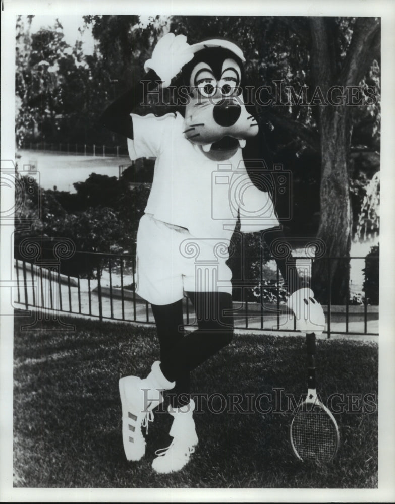 1983 Goofy with tennis racket at Greenspoint Mall in Houston, Texas - Historic Images