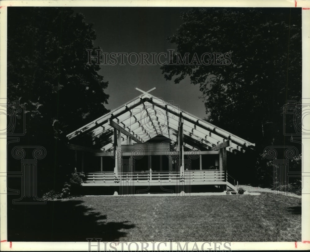 1981 Exterior of home with large covered porch/deck in Texas - Historic Images