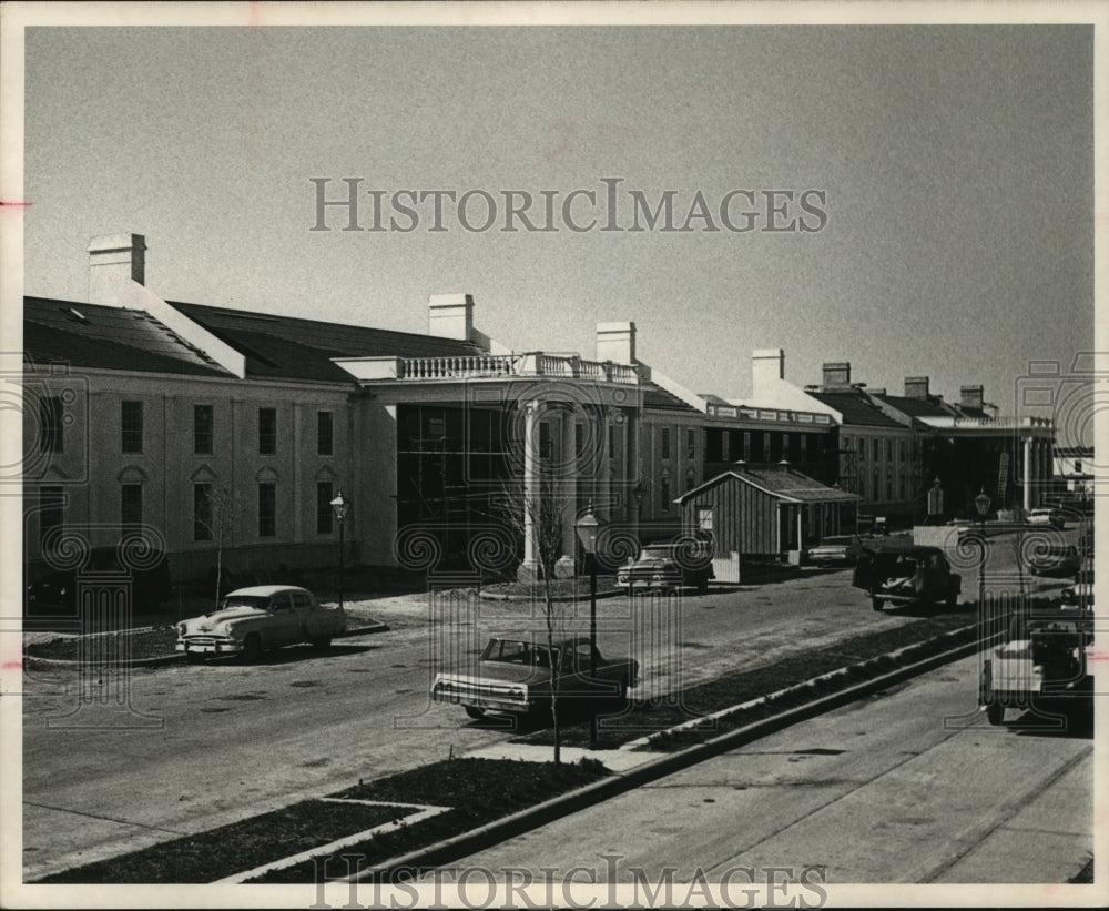 1964 Press Photo Exterior view of Heritage Luxury Apt, Marble Arch in Houston - Historic Images