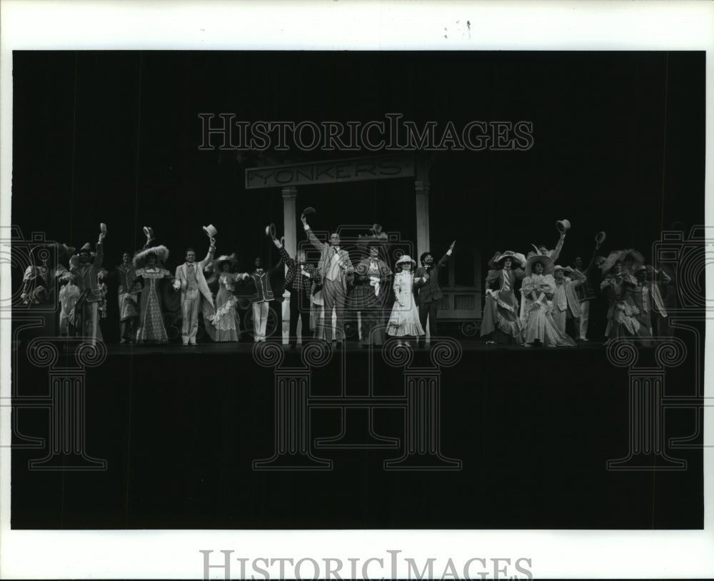 1993 Cast of "Hello, Dolly!" at Music Hall in Houston - Historic Images
