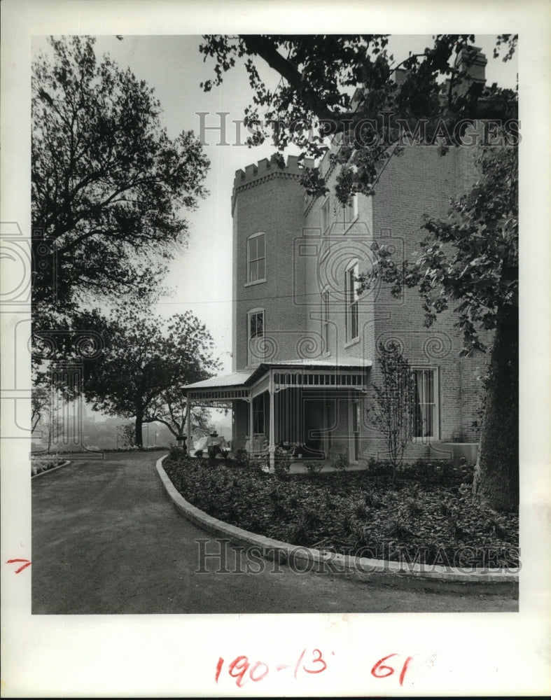 1984 "The Castle" landmark near downtown Austin - Historic Images