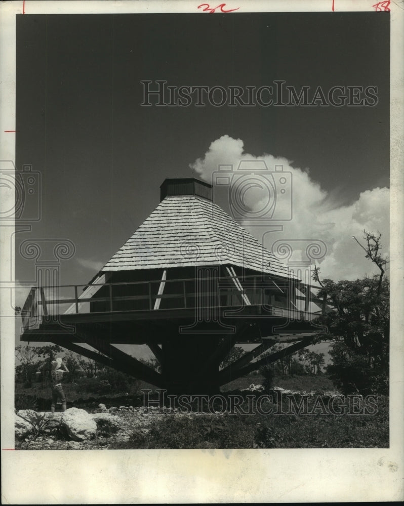 1968 Press Photo Florida Keys hexagonal house designed to withstand hurricane - Historic Images