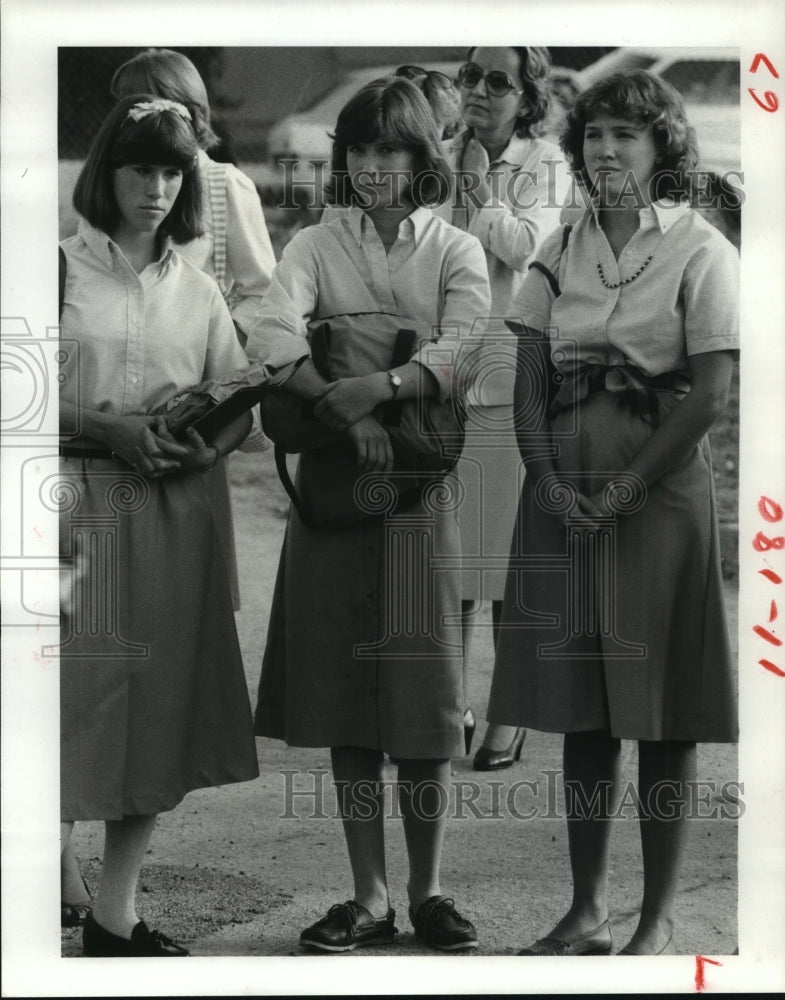1984 Episcopal High School freshman girls in their uniforms - Historic Images