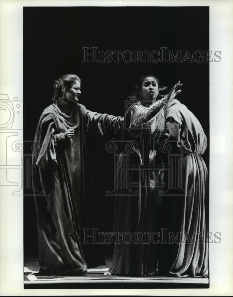 1982 Scene from "Dido and Aeneas" by Houston Opera Studio - Historic Images