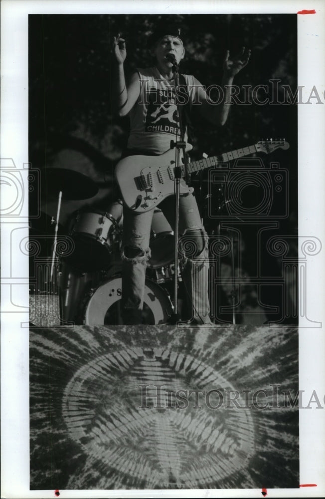 1990 Show Children guitarist Bob Wall plays at Houston PeaceFest - Historic Images