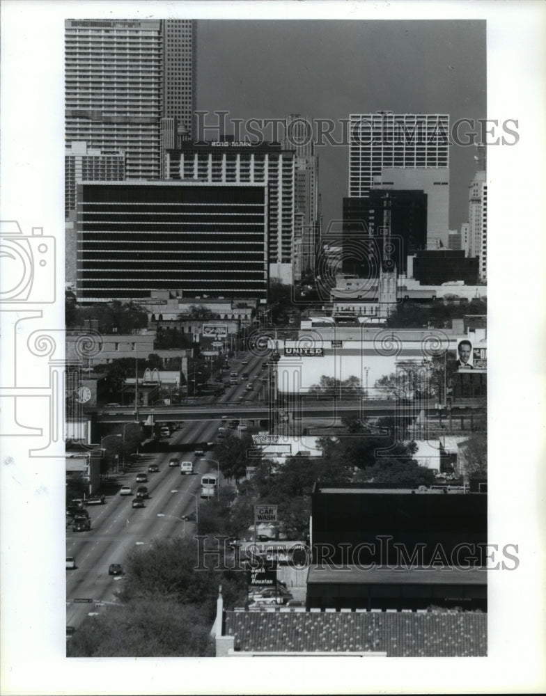 1993 Aerial view of Houston Main Street from Buffalo Bayou bridge - Historic Images