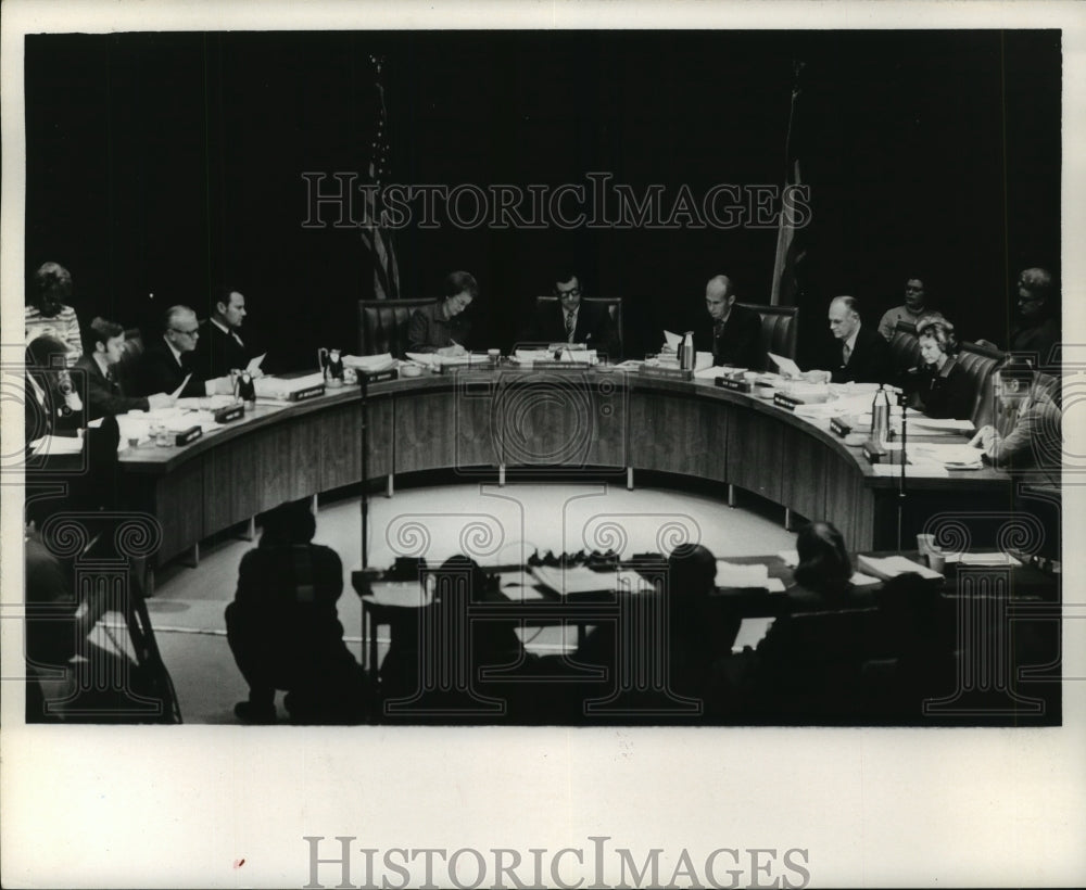 1970 Press Photo Houston school board members at desk in session - hca29706 - Historic Images