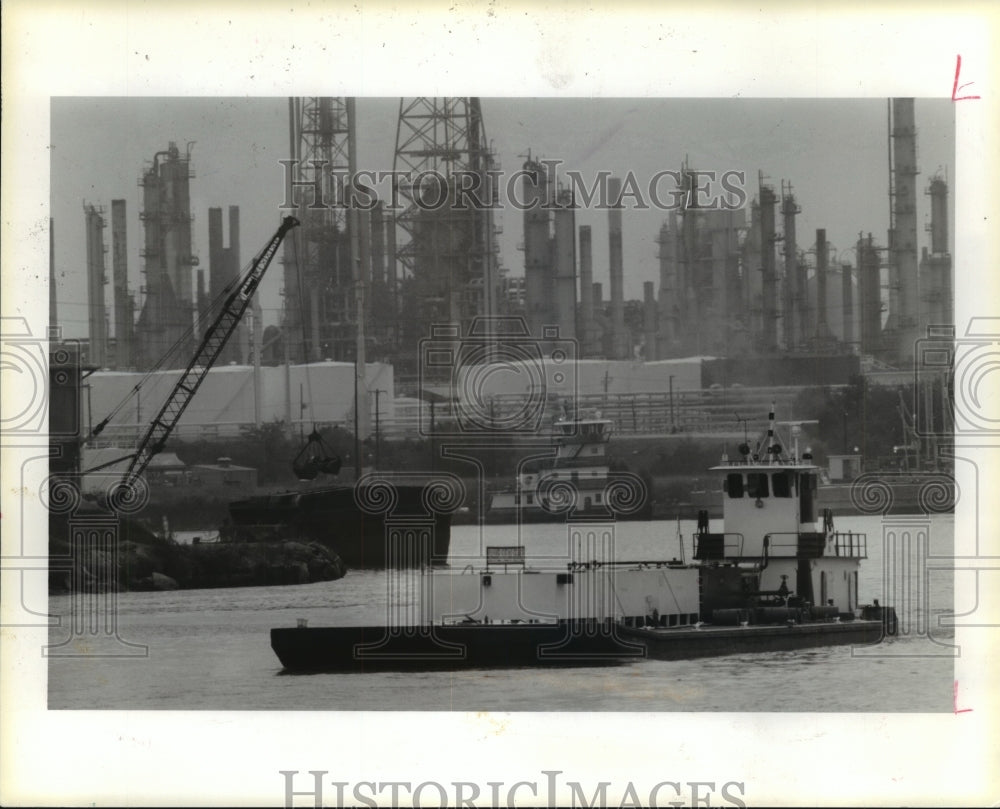 1985 Atlantic Richfield refinery; barge in Houston Ship Channel - Historic Images