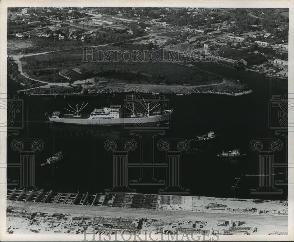 1967 Press Photo Aerial view of Houston Shipping Channel - hca29975 - Historic Images