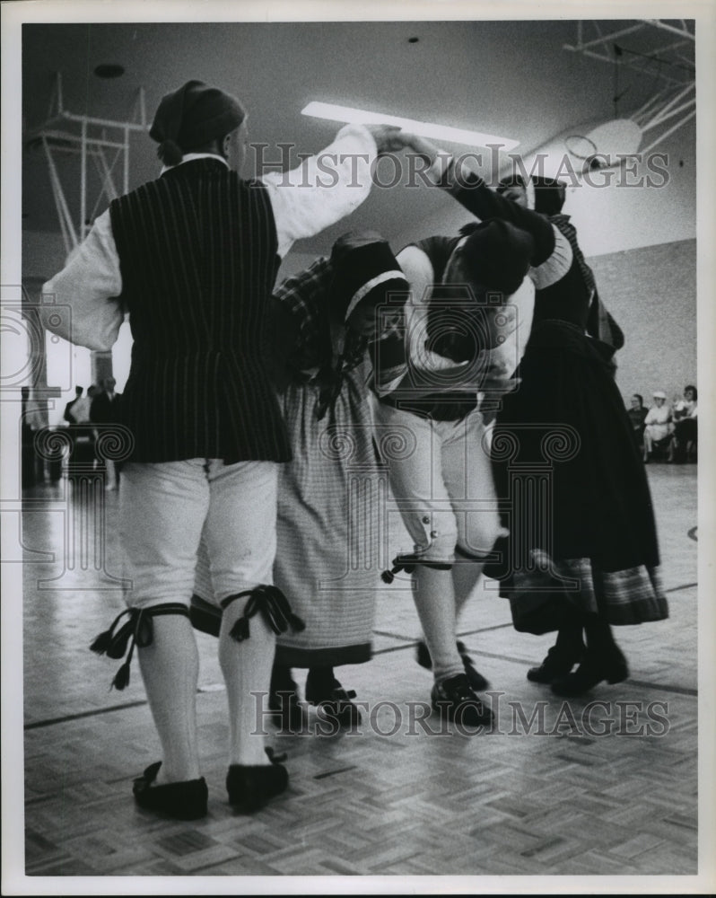 1964 Danish folk dancers perform, Houston - Historic Images