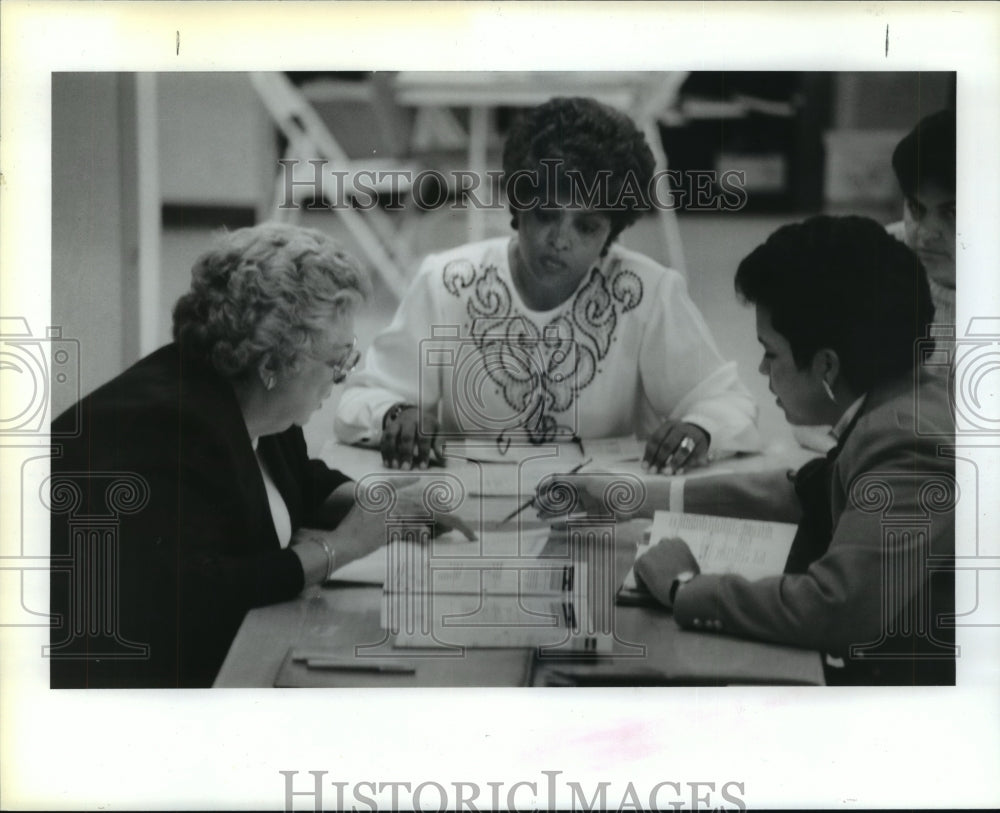 1988 Press Photo Houston School teachers create new math program - hca31233 - Historic Images