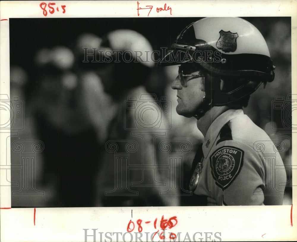 1980 Houston police officers stand at attention during HPD speech - Historic Images