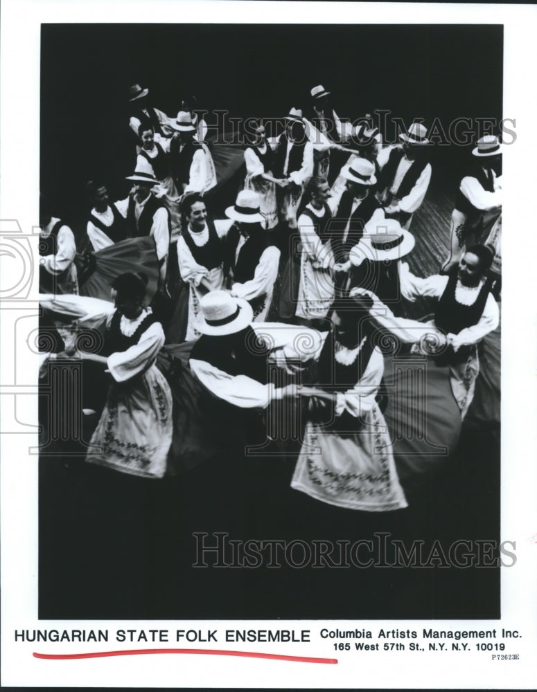 1990 Press Photo Hungarian State Folk Ensemble dancers - Historic Images