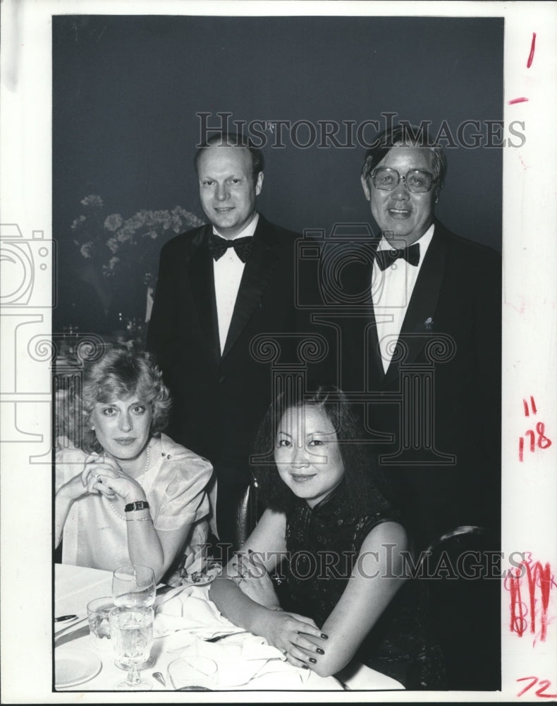1982 Dr. John & Alice Staub & others at Heritage Society ball in TX - Historic Images