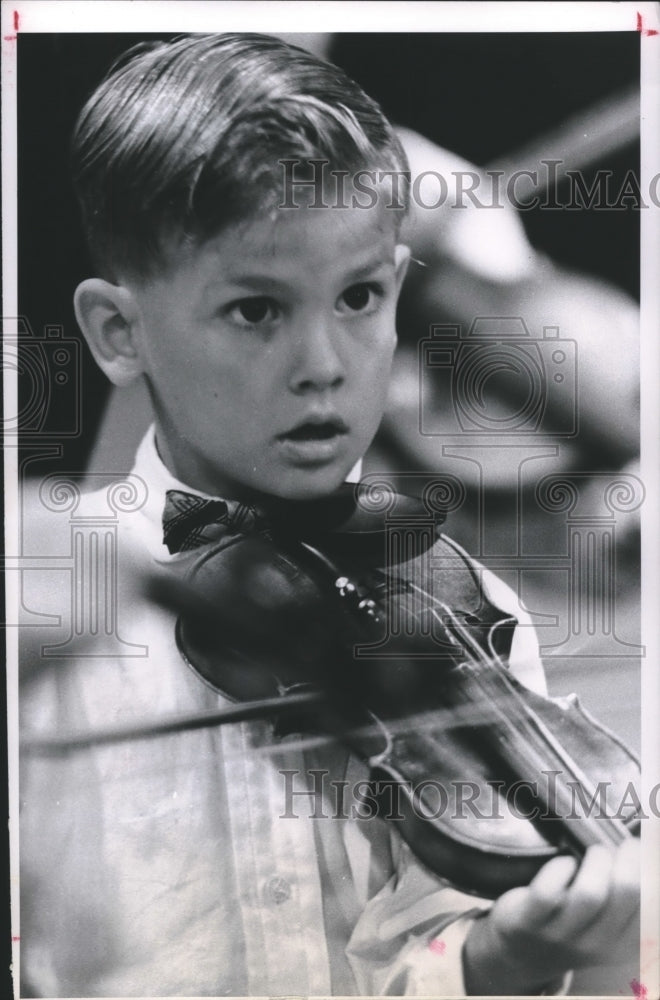 1962 Jimmy Rice plays violin in Houston Youth Symphony - Historic Images