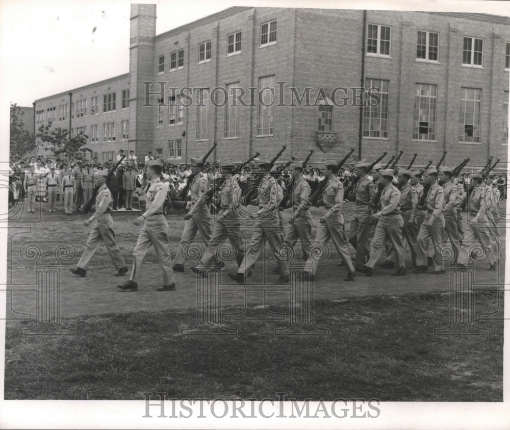 1955 Press Photo Houston ROTC unit marches past audience - hca33995-Historic Images